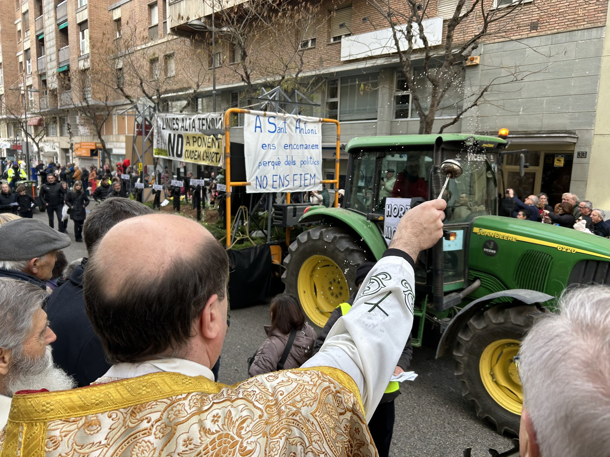 tres-tombs-sant-antoni-abat-03