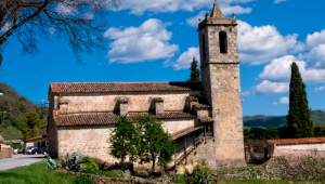 L'església de Santa Maria de Besora, amb Maria Garganté