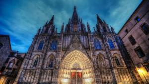 Missa i benedicció papal des de la Catedral de Barcelona #Preguemacasa