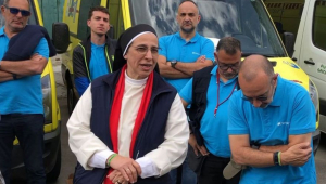 La crida de sor Lucía ha aconseguit 69 ambulàncies per portar-les a Ucraïna