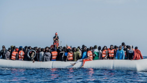 Francesc no oblida el poble de Líbia i demana resar pel patiment dels migrants