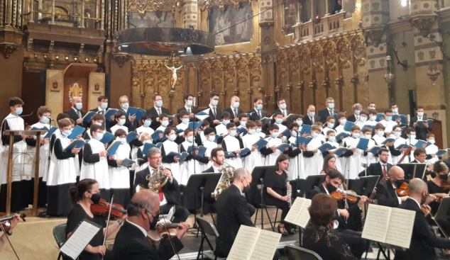 L’Escolania omple el Palau de la Música de solidaritat