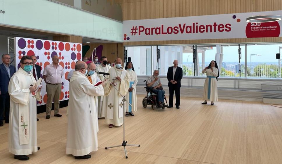 Sant Joan de Déu inaugura un centre d'oncologia pediàtrica pioner a Esplugues de Llobregat