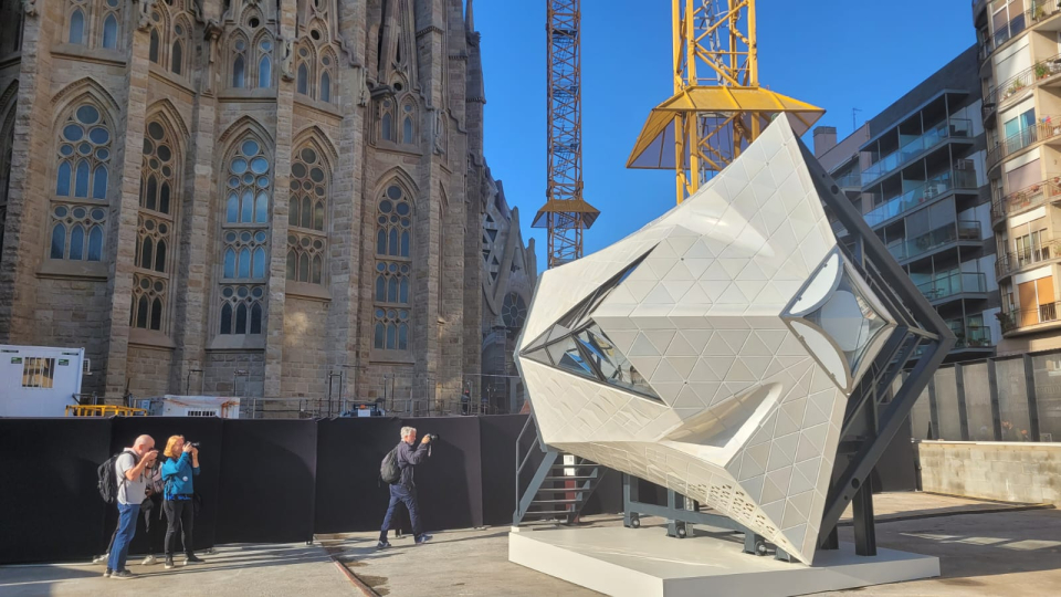 Braç creu sagrada família